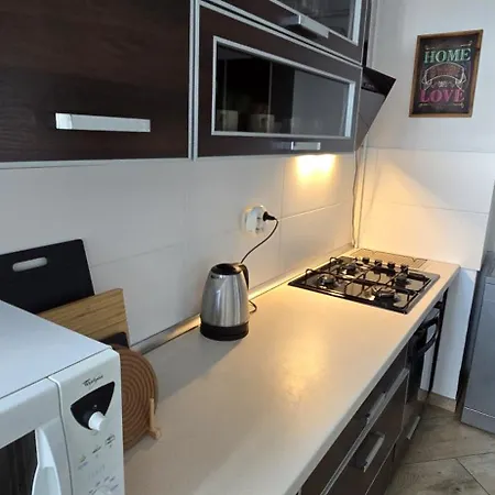 Apartment Stars 86 *